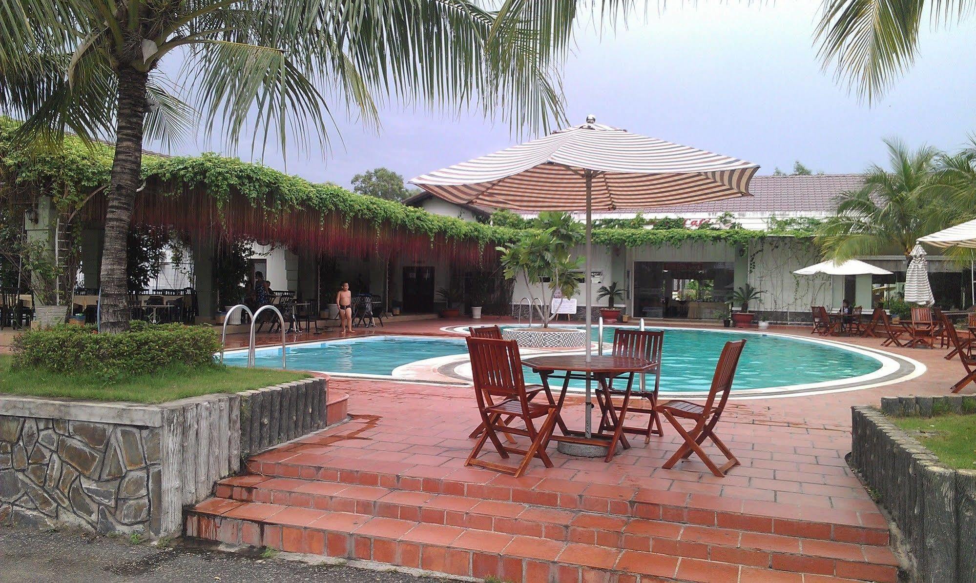 Sao Mai Phu My Resort Extérieur photo